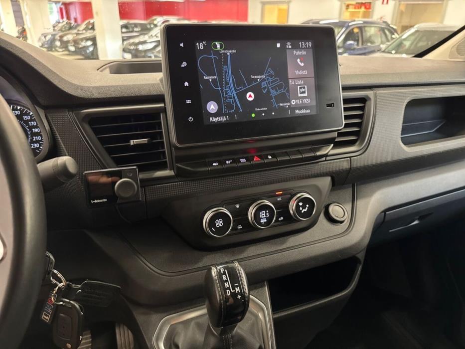 RENAULT Trafic 2022