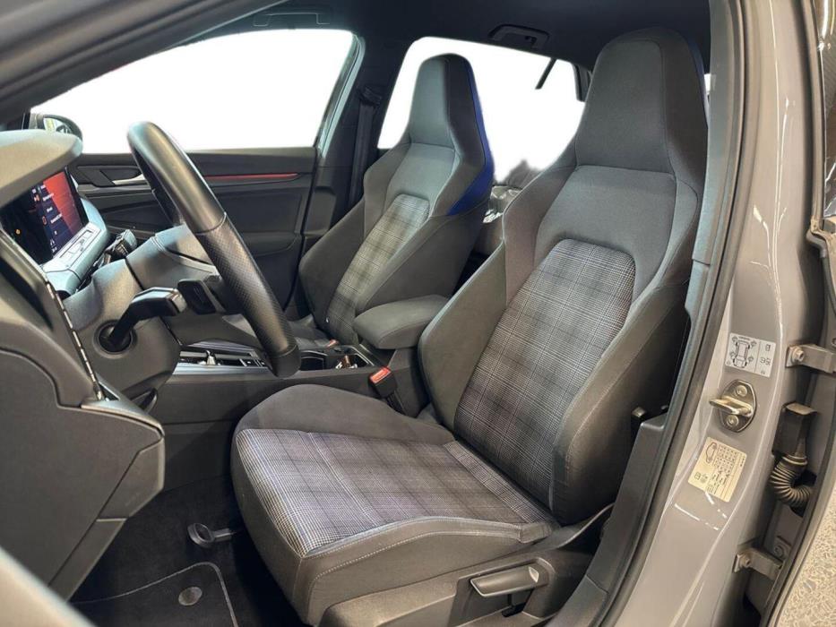 VOLKSWAGEN Golf 2020