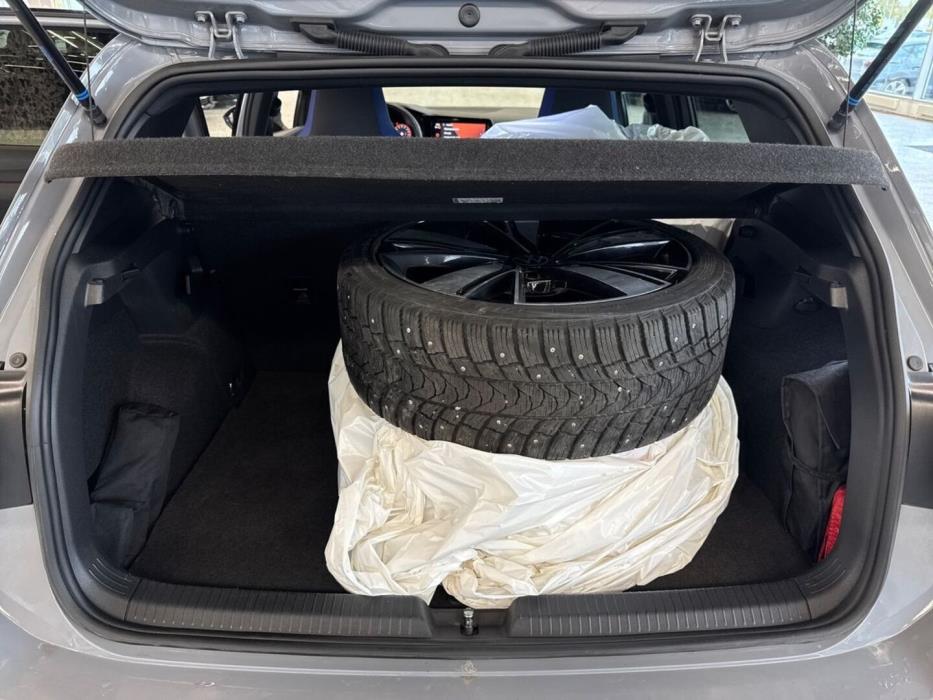 VOLKSWAGEN Golf 2020