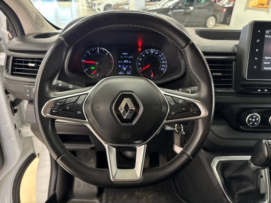 RENAULT Trafic 2023