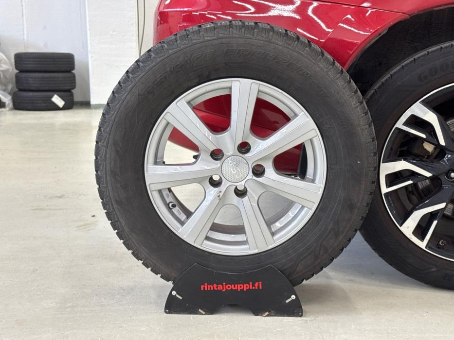 MITSUBISHI Outlander PHEV 2015