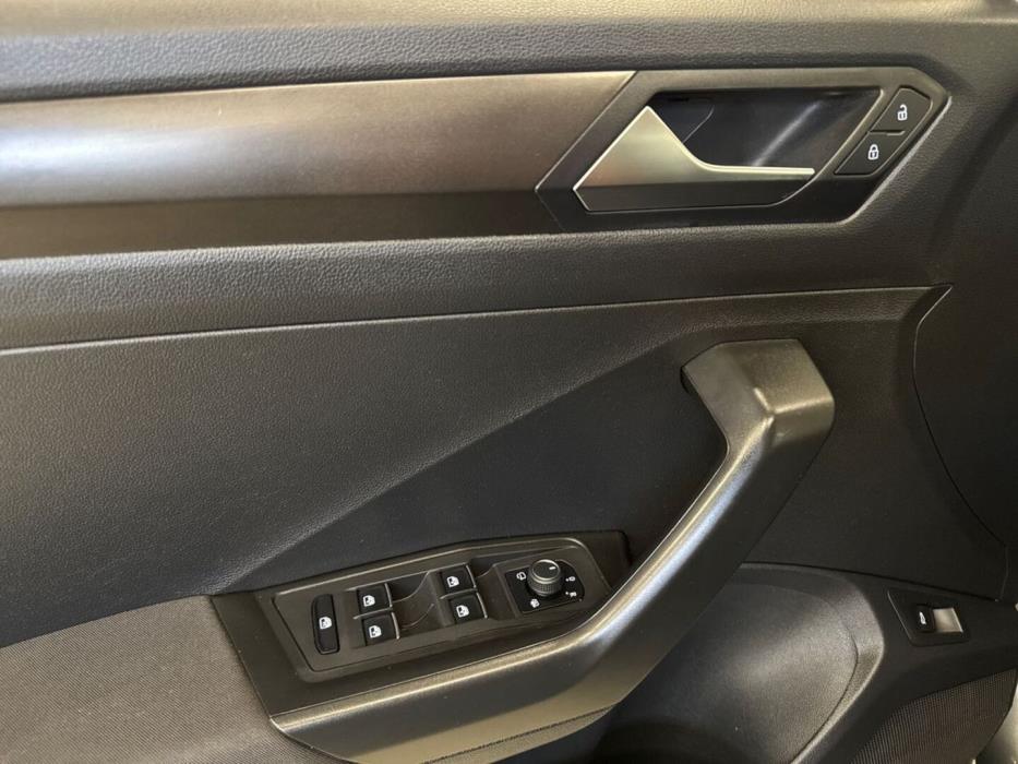VOLKSWAGEN T-Roc 2019