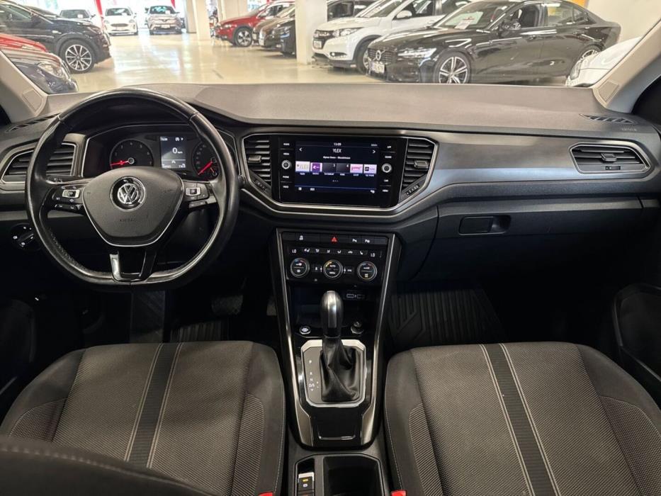 VOLKSWAGEN T-Roc 2019