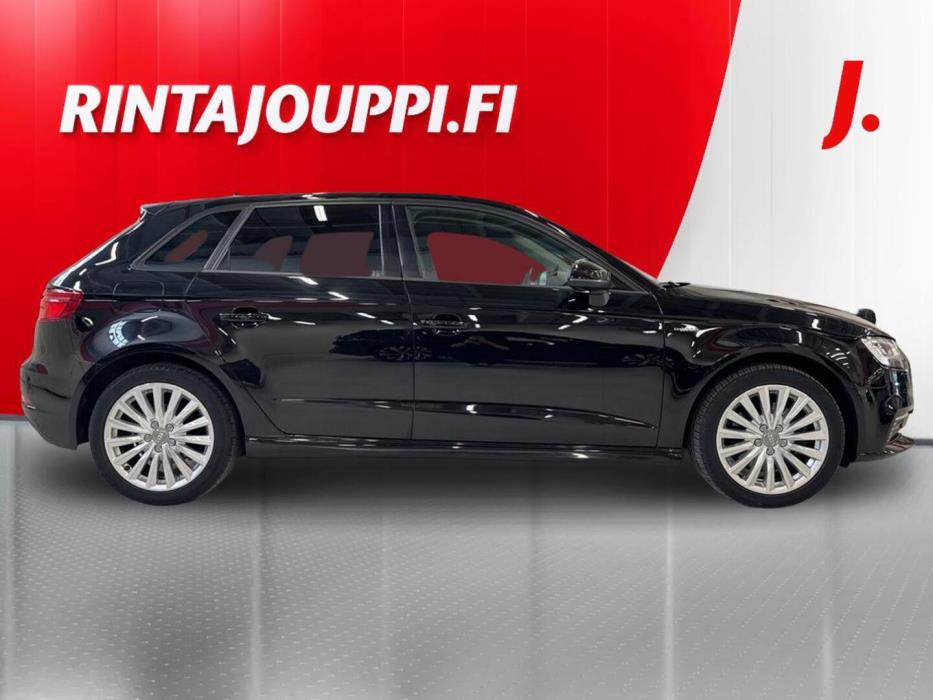 AUDI A3 2017