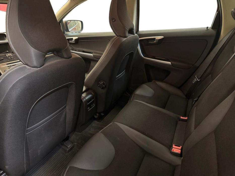 VOLVO XC60 2010