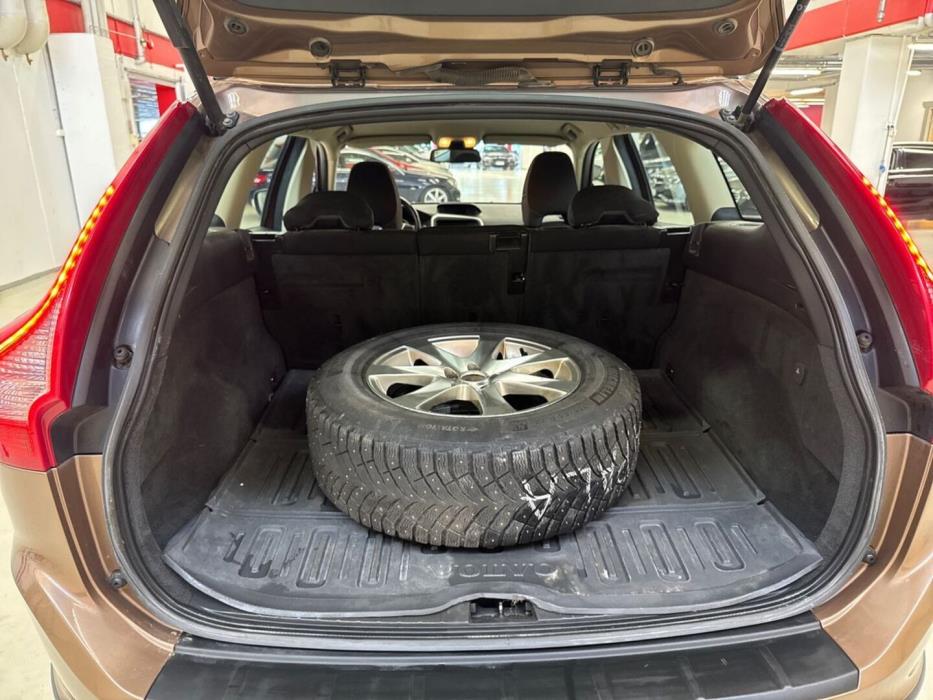 VOLVO XC60 2010