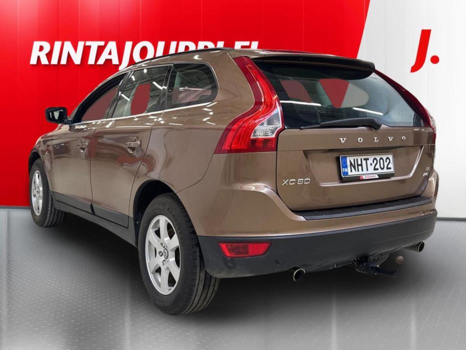 VOLVO XC60 2010