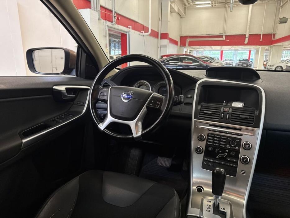 VOLVO XC60 2010