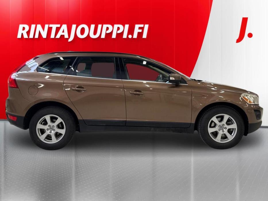 VOLVO XC60 2010