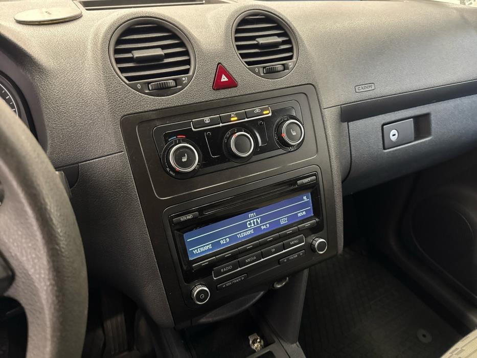 VOLKSWAGEN Caddy 2011
