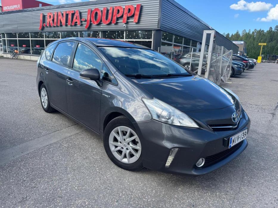 TOYOTA Prius+ 2013