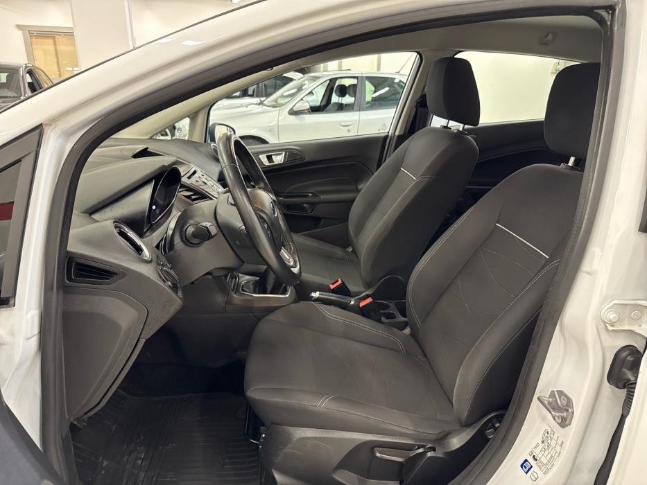 FORD Fiesta 2016