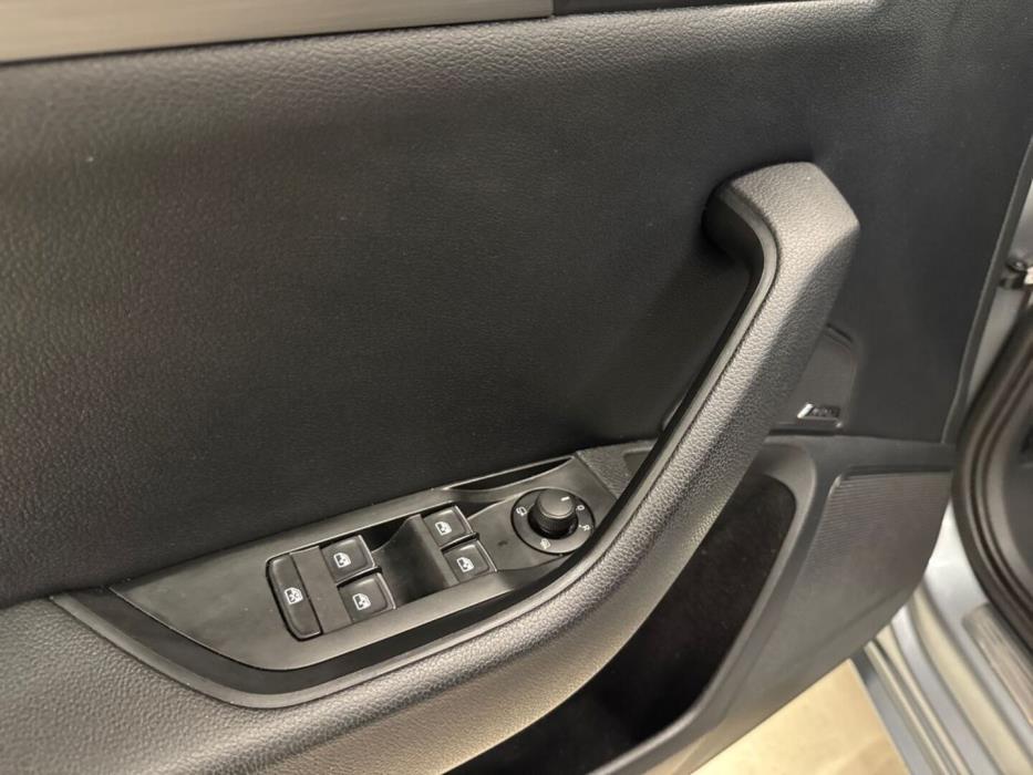 SKODA Superb 2016