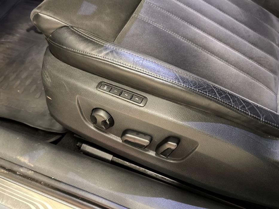 SKODA Superb 2016