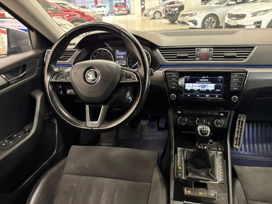 SKODA Superb 2016