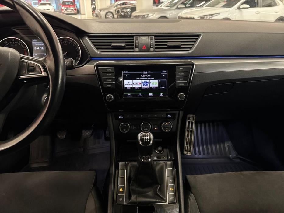 SKODA Superb 2016