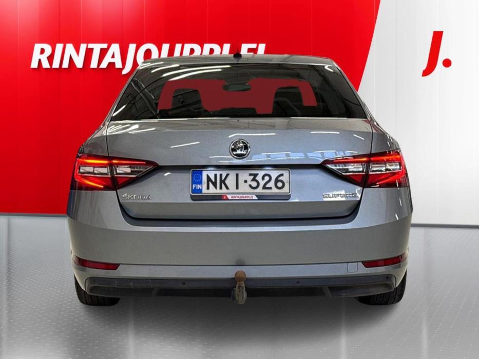 SKODA Superb 2016
