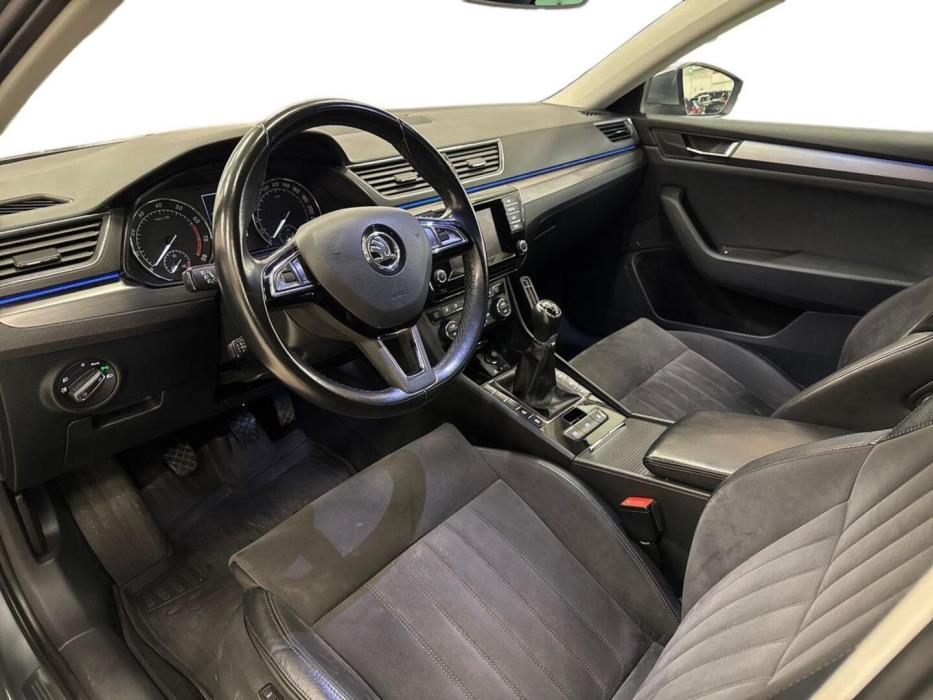 SKODA Superb 2016
