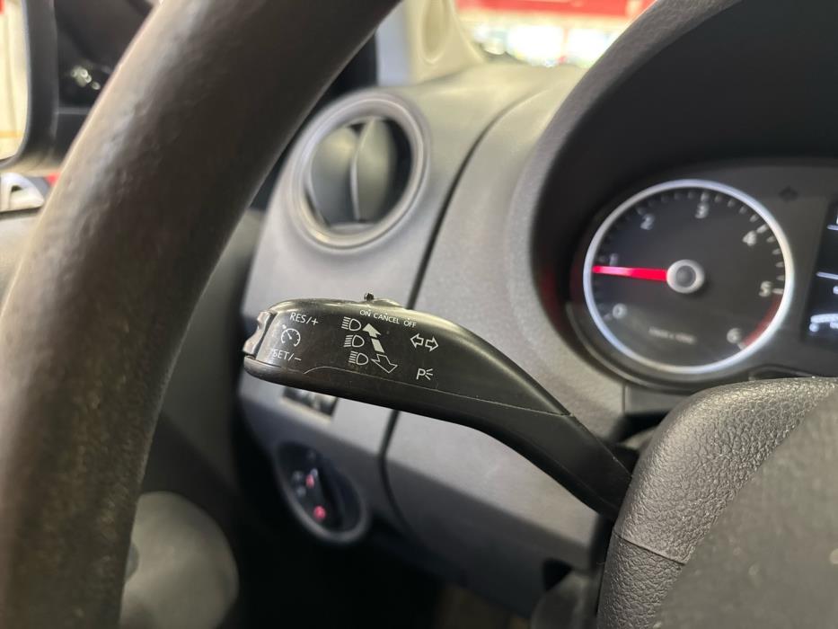 VOLKSWAGEN Amarok 2016