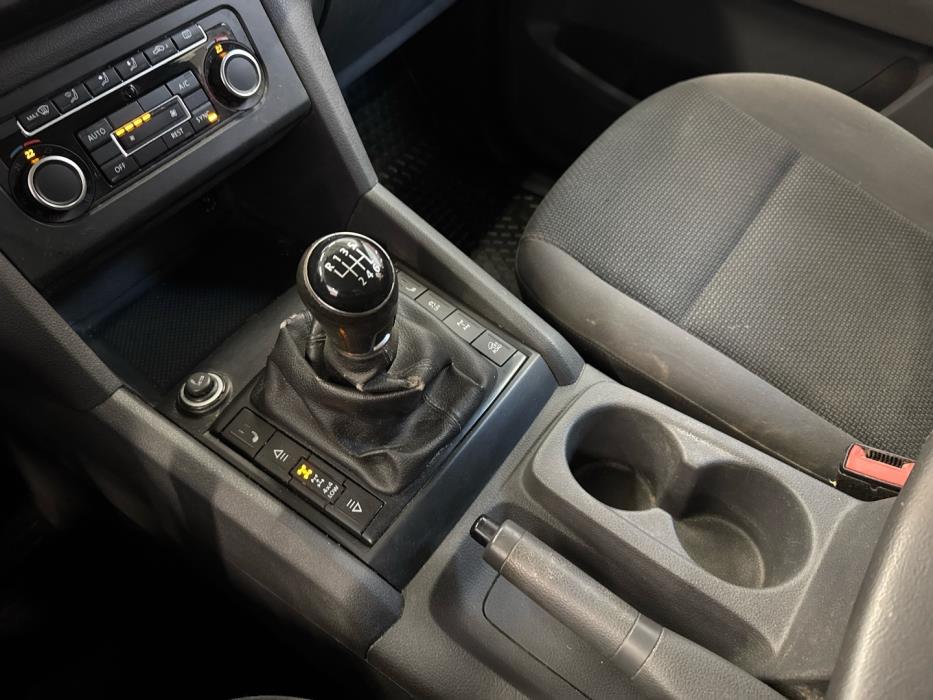 VOLKSWAGEN Amarok 2016