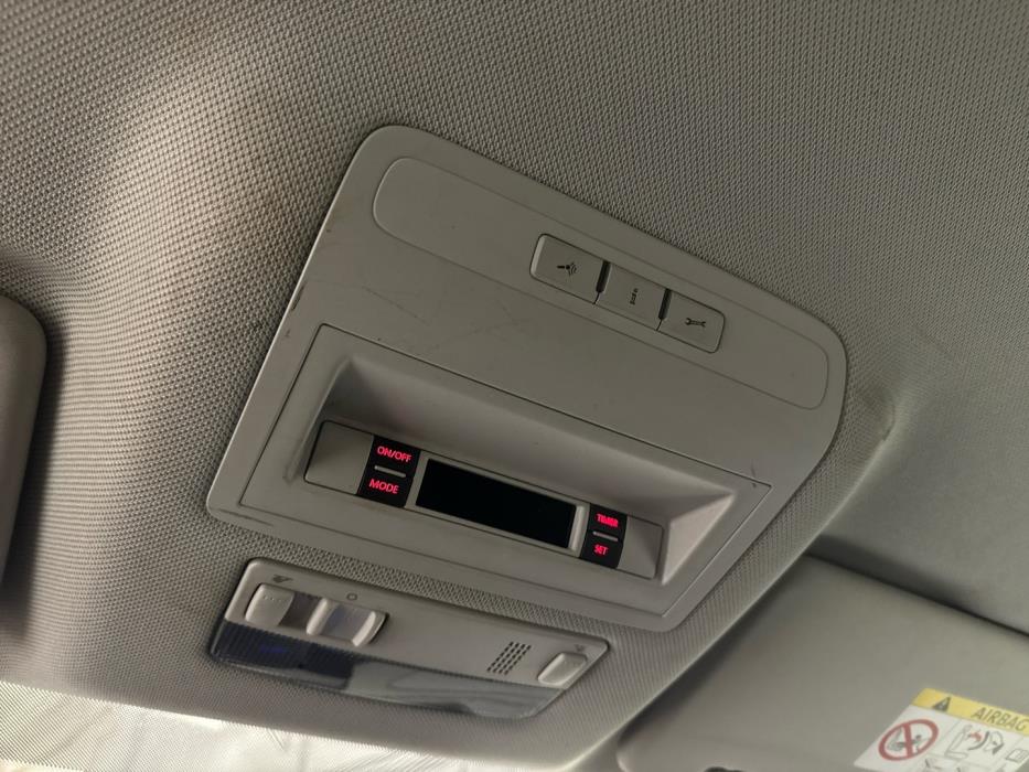 VOLKSWAGEN Amarok 2016