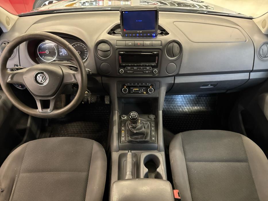 VOLKSWAGEN Amarok 2016