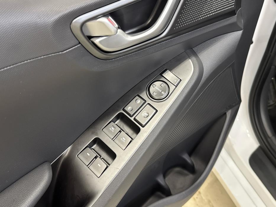 HYUNDAI IONIQ plug-in 2021