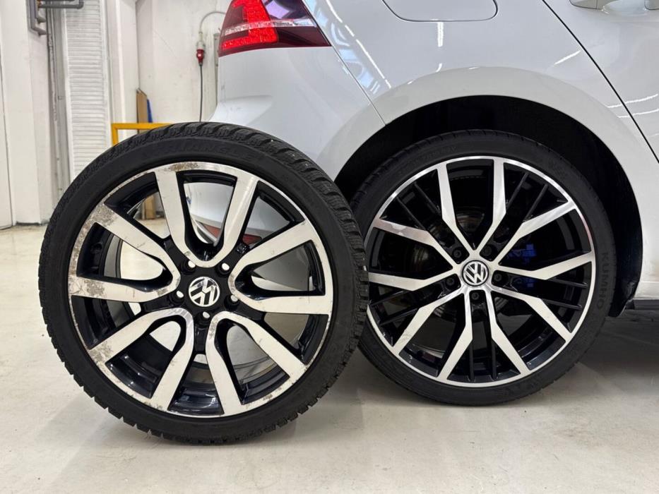 VOLKSWAGEN Golf 2015