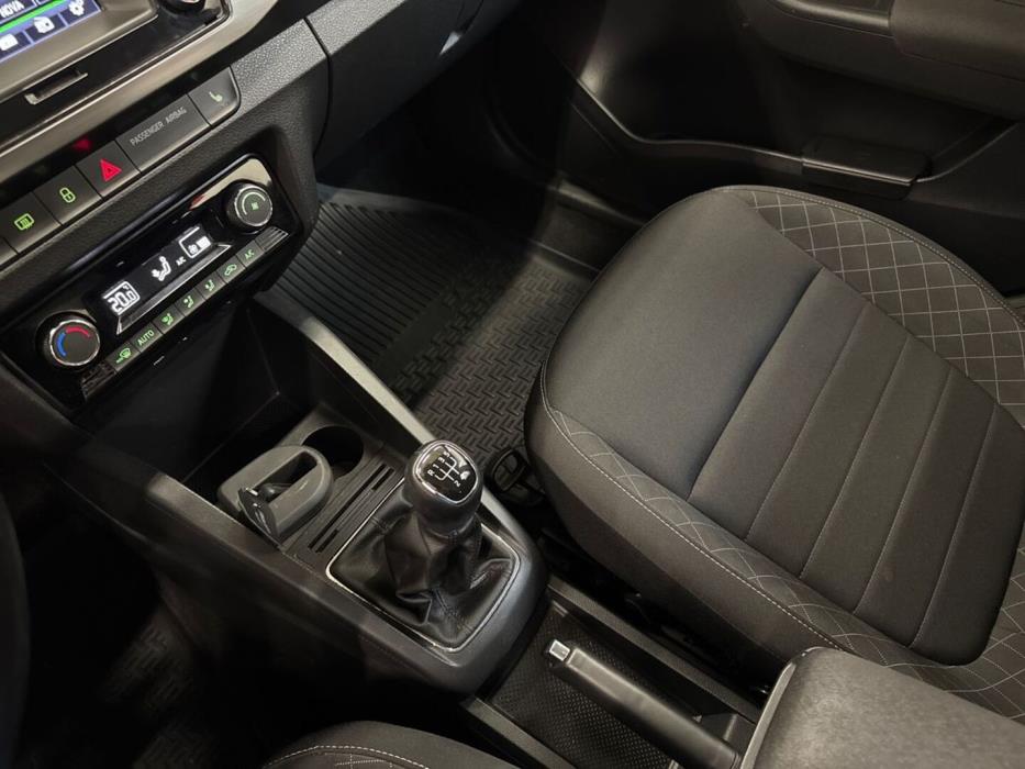 SKODA Fabia 2015
