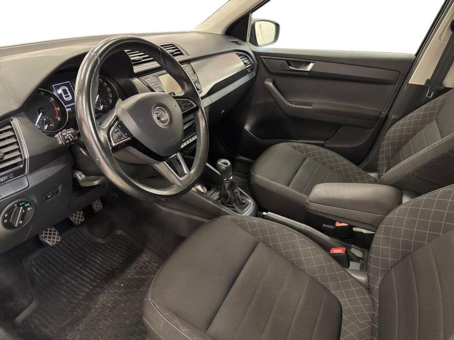 SKODA Fabia 2015
