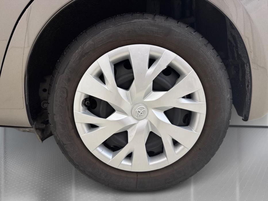 TOYOTA Yaris 2019