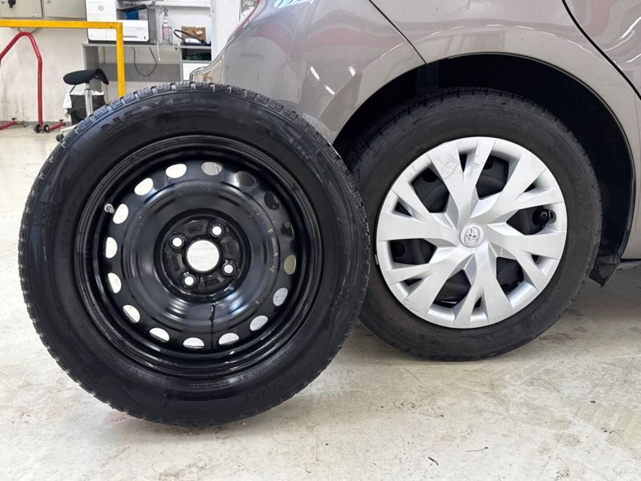 TOYOTA Yaris 2019
