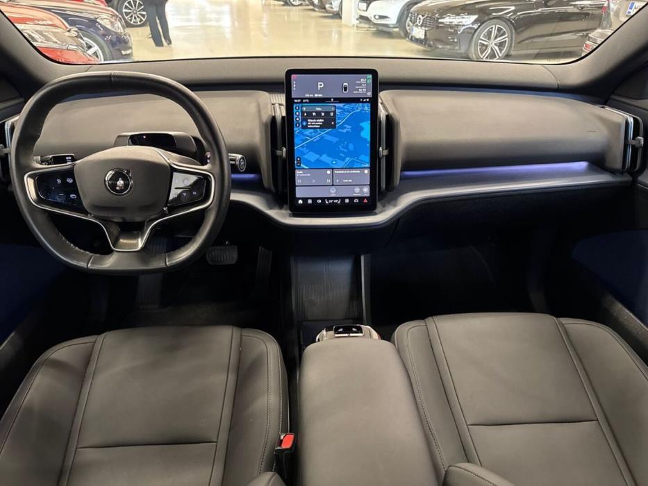 VOLVO EX30 2024