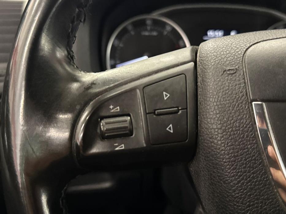 SKODA Octavia 2012