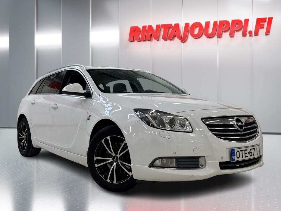 OPEL Insignia 2012