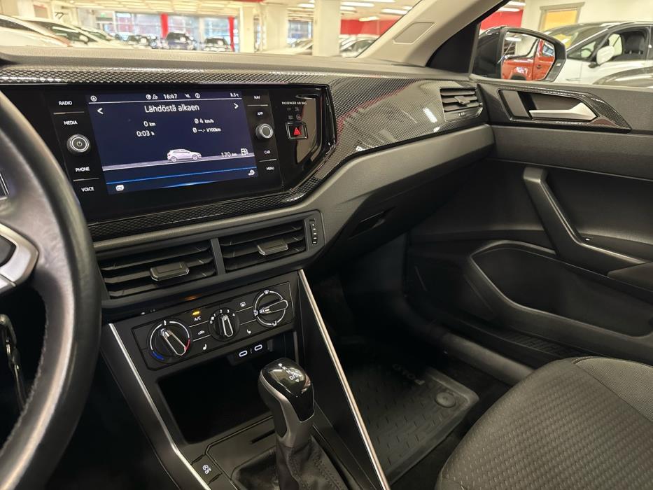 VOLKSWAGEN Polo 2022