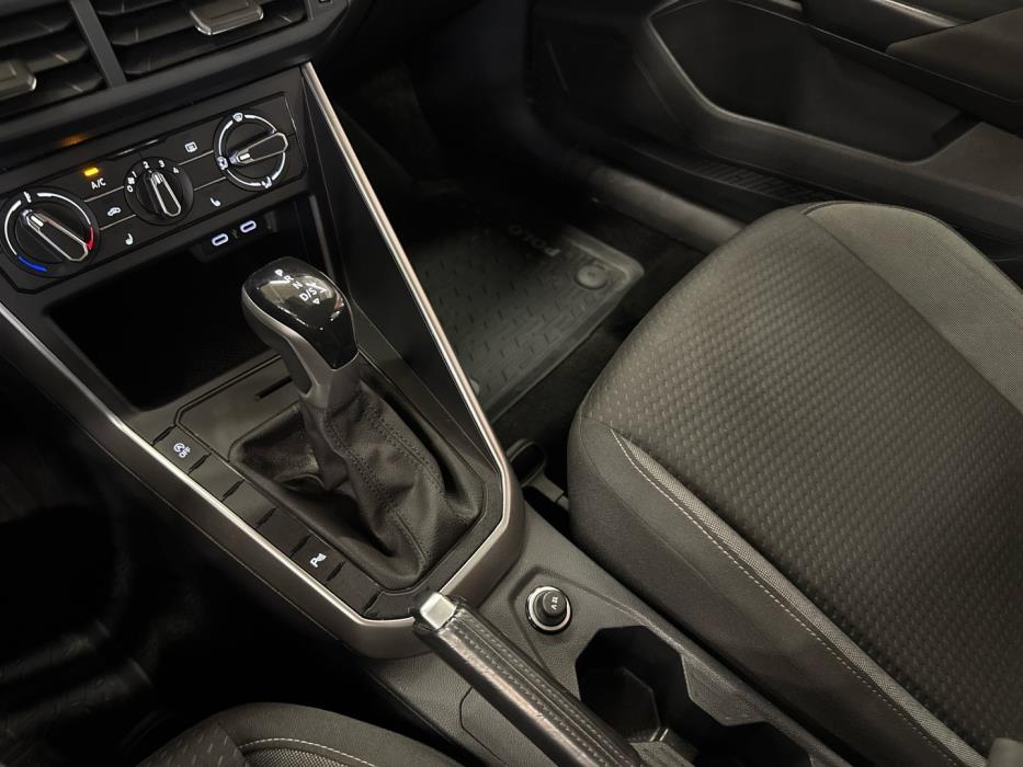 VOLKSWAGEN Polo 2022