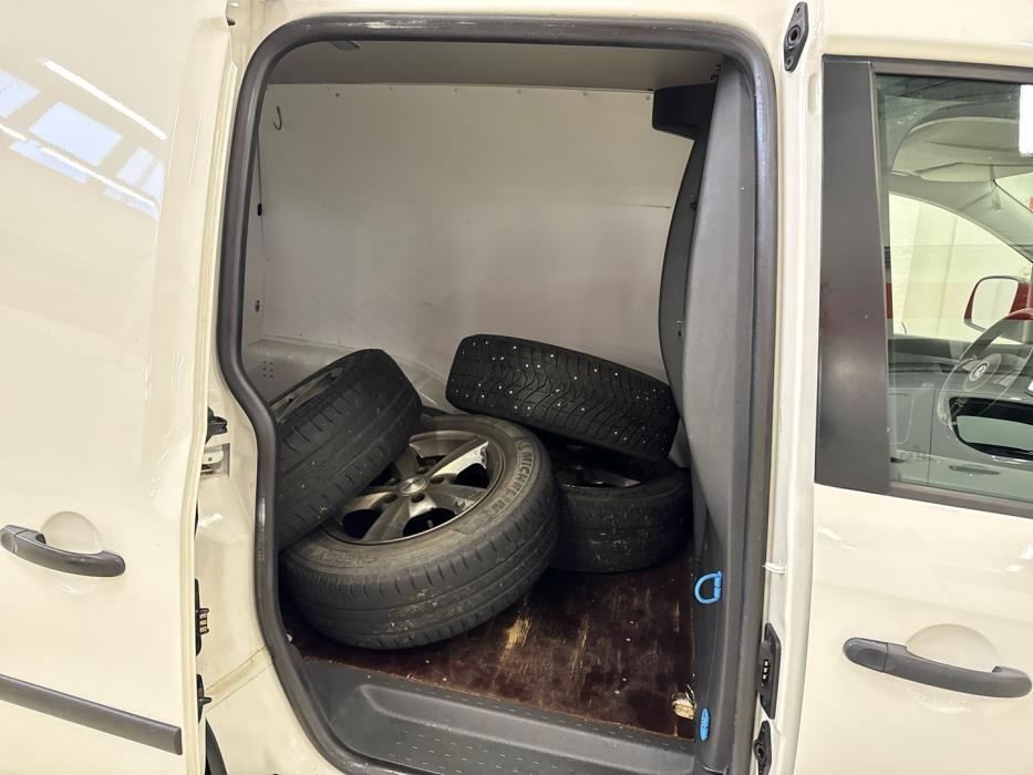 VOLKSWAGEN Caddy 2011