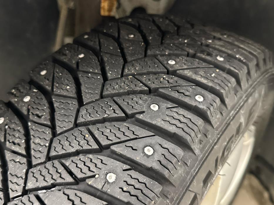 VOLKSWAGEN Caddy 2011