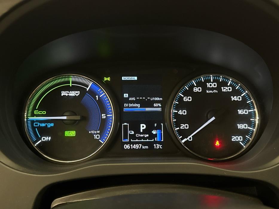 MITSUBISHI Outlander PHEV 2019