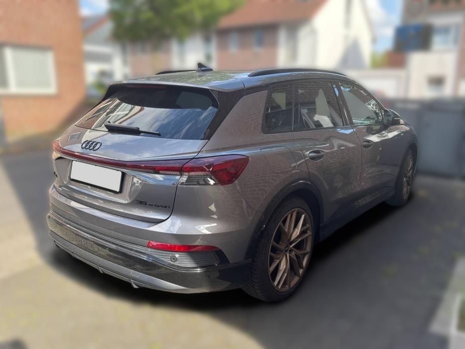AUDI Q4 e-tron 2022