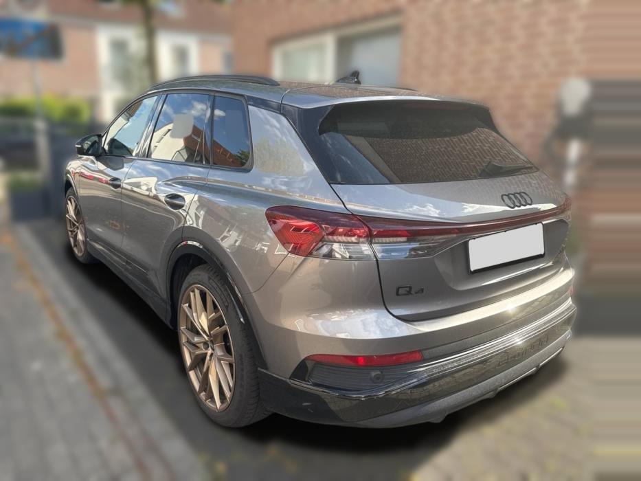 AUDI Q4 e-tron 2022
