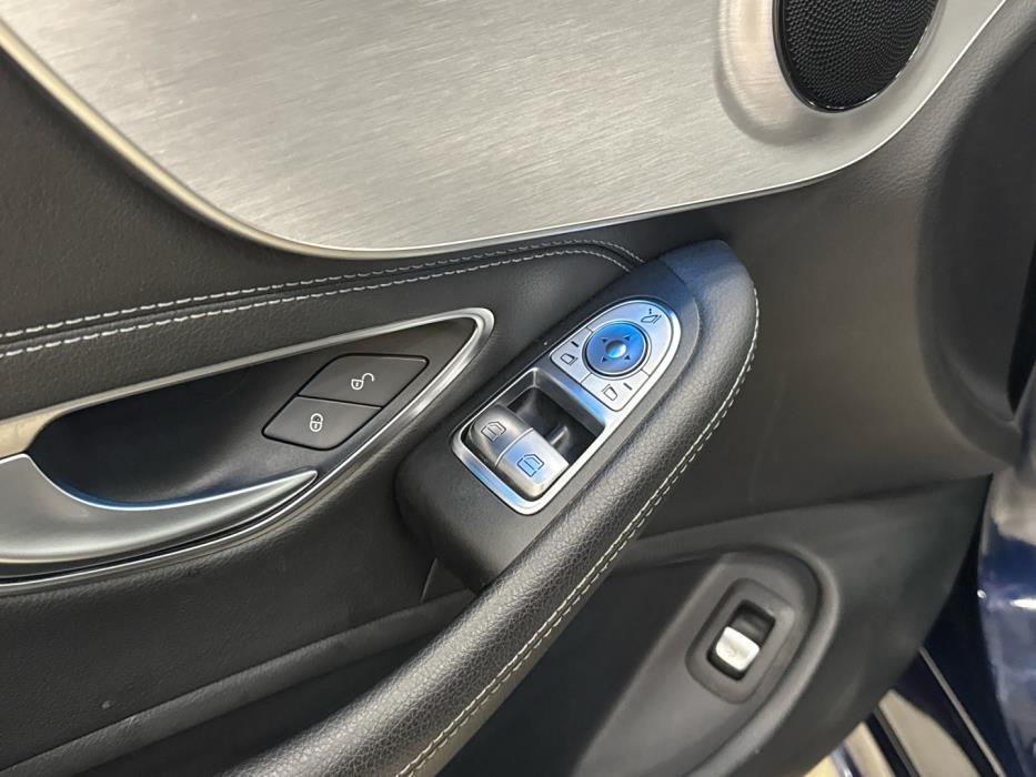 MERCEDES-BENZ C 2016