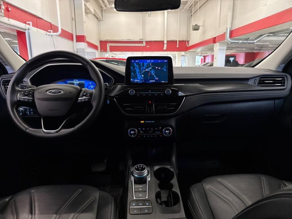 FORD Kuga 2023