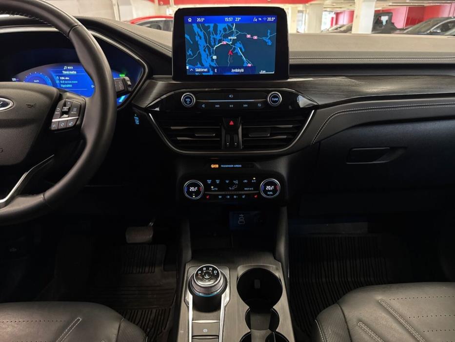 FORD Kuga 2023