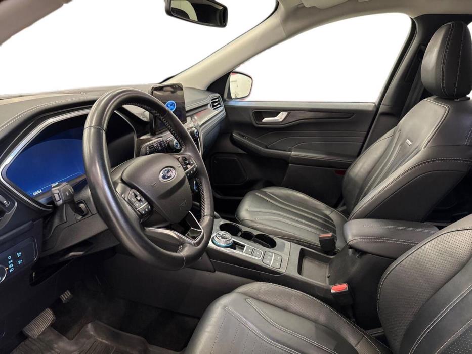 FORD Kuga 2023