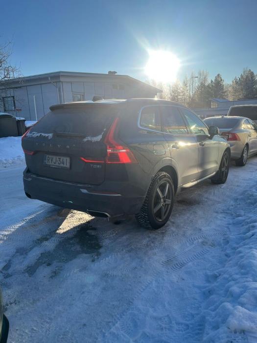VOLVO XC60 2019