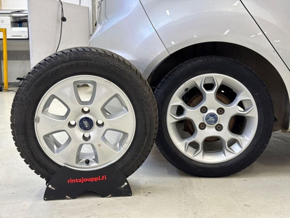 FORD Fiesta 2012