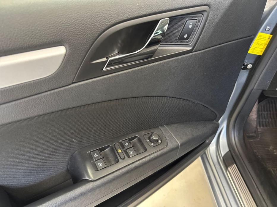 SKODA Superb 2013
