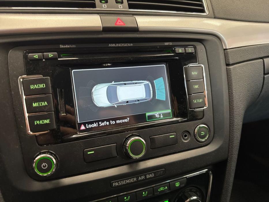 SKODA Superb 2013